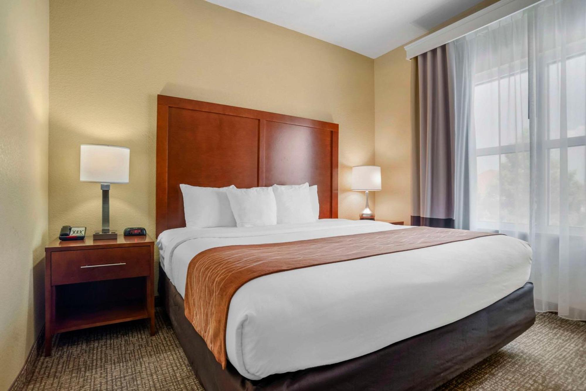 Comfort Inn & Suites Daphne Spanish Fort - Mobile East Екстериор снимка